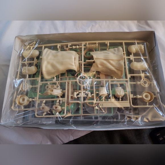 Bandai Hobby - The Mandalorian - Grogu, Bandai Spirits Star Wars Character 1/4 - Picture 3 of 9